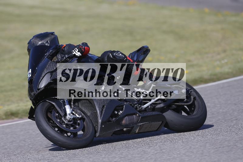 /07 09.04.2026 Cornu Master School ADR/Gruppe blau/6